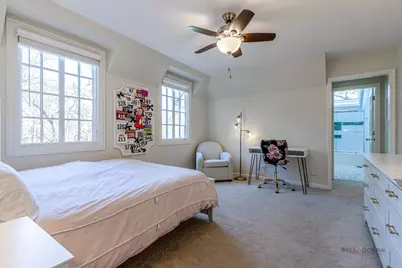 609 Old Hickory Lane, Libertyville, IL 60048 - Photo 38