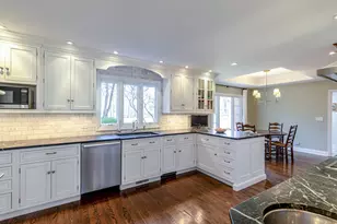 609 Old Hickory Ln, Libertyville, IL 60048 - Photo 10