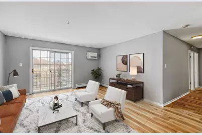 147 W Elk Trail #345, Carol Stream, IL 60188 - Photo 2