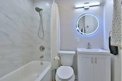 714 N Lakeside Drive, Vernon Hills, IL 60061 - Photo 26