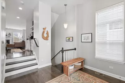 24 N Lincoln Lane, Arlington Heights, IL 60004 - Photo 2