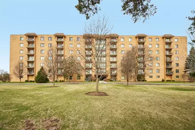 1727 W Crystal Lane #311, Mount Prospect, IL 60056 - Photo 8