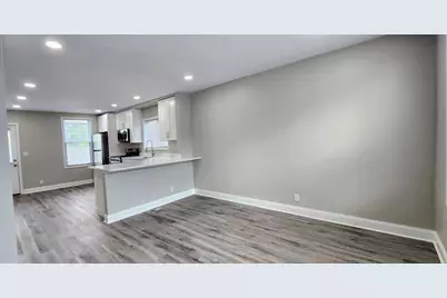 3816 W Montrose Avenue, Chicago, IL 60618 - Photo 6