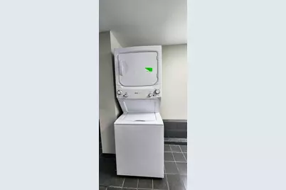 3816 W Montrose Avenue, Chicago, IL 60618 - Photo 18