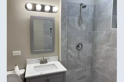 3816 W Montrose Avenue, Chicago, IL 60618 - Photo 34