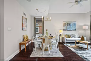 3834 N Drake Ave, Chicago, IL 60618 - Photo 8