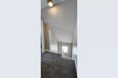 3816 W Montrose Avenue, Chicago, IL 60618 - Photo 10