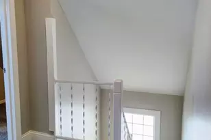 3816 W Montrose Ave, Chicago, IL 60618 - Photo 10