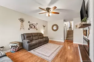 16419 Terry Ln, Oak Forest, IL 60452 - Photo 4