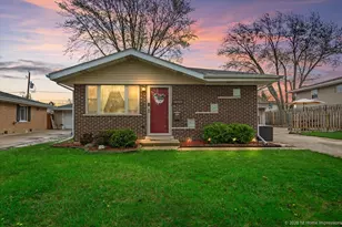 16419 Terry Ln, Oak Forest, IL 60452 - Photo 2