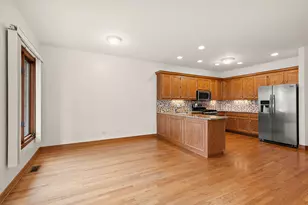 16733 Summercrest Ave, Orland Park, IL 60467 - Photo 8