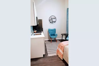 1409 W Diversey Parkway #102, Chicago, IL 60614 - Photo 8