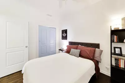 1927 W Belmont Avenue #4, Chicago, IL 60657 - Photo 20