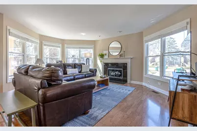 80 Willow Parkway, Buffalo Grove, IL 60089 - Photo 8