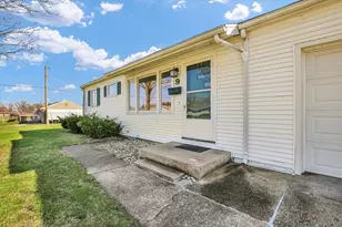 9 Glenview Dr, Decatur, IL 62521 - Photo 30