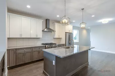 113 Roman Lane, Hawthorn Woods, IL 60047 - Photo 10