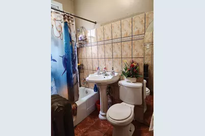 10749 S Avenue J, Chicago, IL 60617 - Photo 4