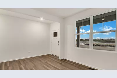 [Address not provided], Huntley, IL 60142 - Photo 4