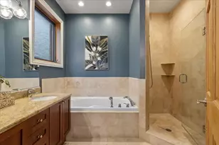 1101 N Wood St, Chicago, IL 60622 - Photo 14