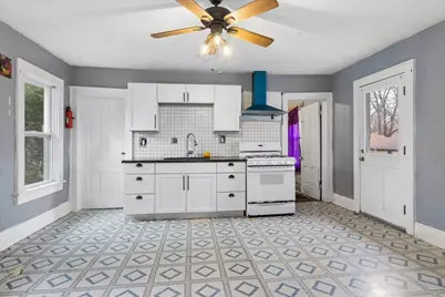 1404 Benton Street, Rockford, IL 61107 - Photo 10