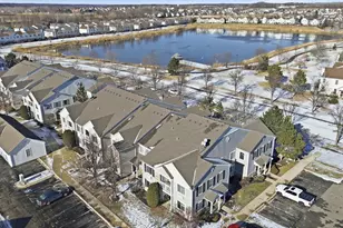 417 Silverstone Dr, Carpentersville, IL 60110 - Photo 24