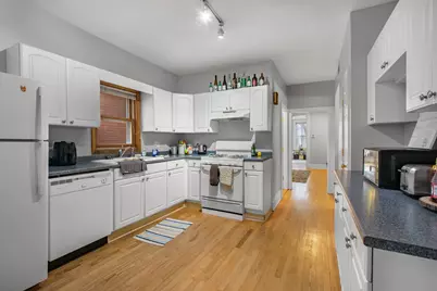 2118 W Fletcher Street, Chicago, IL 60618 - Photo 6