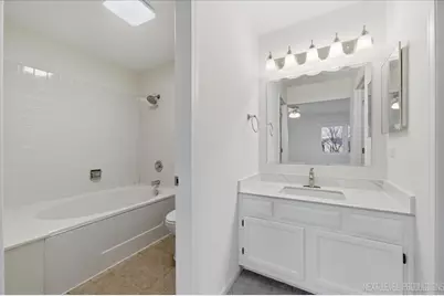 346 Timber Oaks Drive, North Aurora, IL 60542 - Photo 18