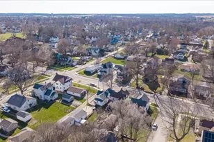 709 N Center St, Clifton, IL 61727 - Photo 52