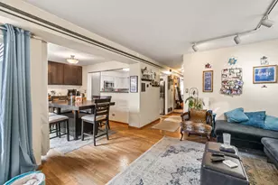 149 Brandywine Ct, Vernon Hills, IL 60061 - Photo 8