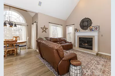3305 11th Street, Moline, IL 51265 - Photo 8