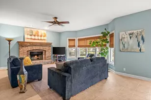 38W631 Callighan Pl, Geneva, IL 60134 - Photo 18