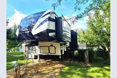 22/125 Woodhaven, Sublette, IL 61367 - Photo 1