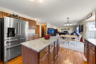 177 Fairfield Dr, Romeoville, IL 60446 - Photo 10