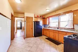 7058 S Fairfield Ave, Chicago, IL 60629 - Photo 4