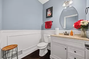 890 Stratford Dr, North Aurora, IL 60542 - Photo 16