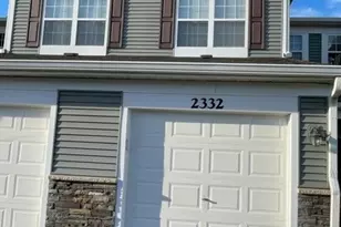 2332 Overlook Ct, Naperville, IL 60563 - Photo 2