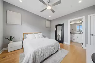 2245 N Rockwell St, Chicago, IL 60647 - Photo 14