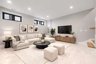 2245 N Rockwell St, Chicago, IL 60647 - Photo 20