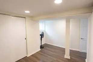 5549 N Parkside Ave, Chicago, IL 60630 - Photo 16