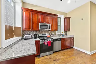 4403 S Prairie Ave, Chicago, IL 60653 - Photo 8