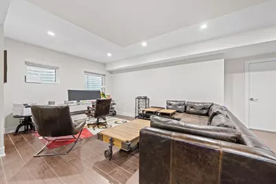 2009 Skyelar Court, Highland Park, IL 60035 - Photo 24