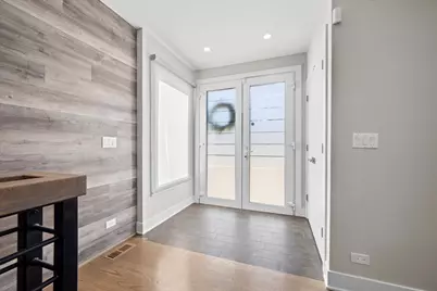 2009 Skyelar Court, Highland Park, IL 60035 - Photo 2