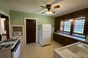 1401 20th St, Rockford, IL 61104 - Photo 8