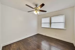 295 Prairie Ave, Calumet City, IL 60409 - Photo 22