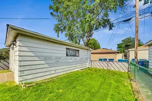 295 Prairie Ave, Calumet City, IL 60409 - Photo 38