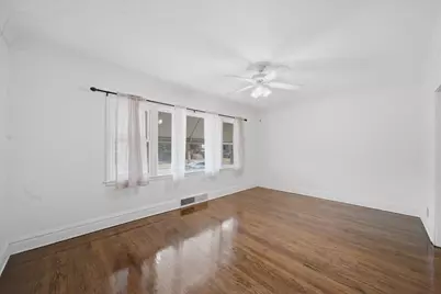 2728 Grove Avenue, Berwyn, IL 60402 - Photo 4