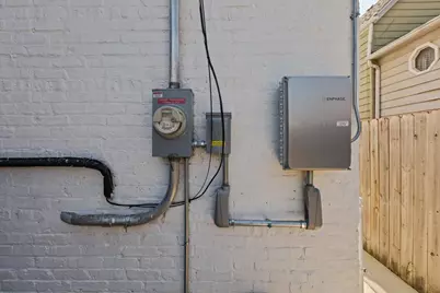 3346 W Cullom Avenue, Chicago, IL 60618 - Photo 46