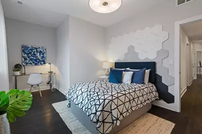 3346 W Cullom Avenue, Chicago, IL 60618 - Photo 30