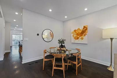 3346 W Cullom Avenue, Chicago, IL 60618 - Photo 12