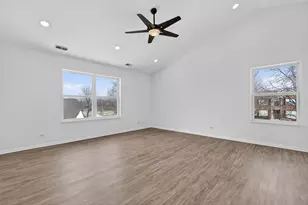 1590 Russell Dr, Hoffman Estates, IL 60192 - Photo 22